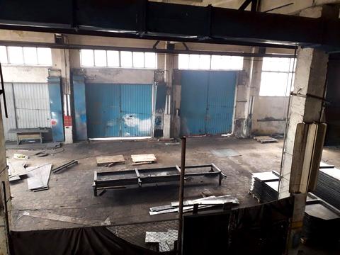 коммерческая по адресу Комунальна, 14Д