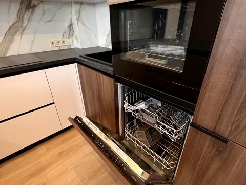 квартира за адресою Зоопаркова вул., 8в
