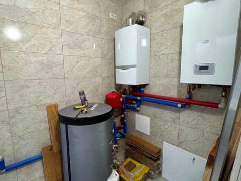 будинок за адресою Бориспільська