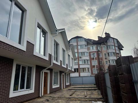 будинок за адресою Новаторів вул.