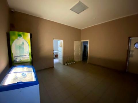 коммерческая по адресу Квітова, 21