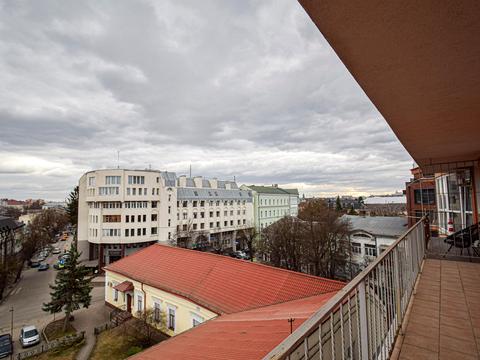 квартира по адресу Семьи Барвинских ул., (Будинок)