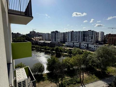 квартира за адресою Приозерна вул., 42