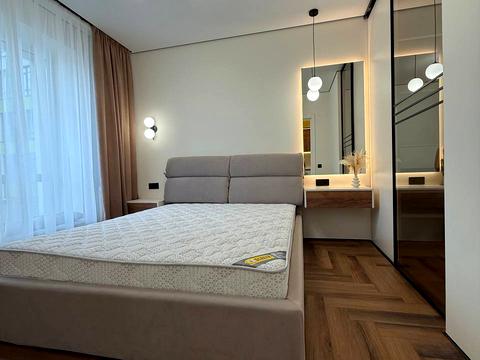 квартира за адресою Приозерна вул., 42