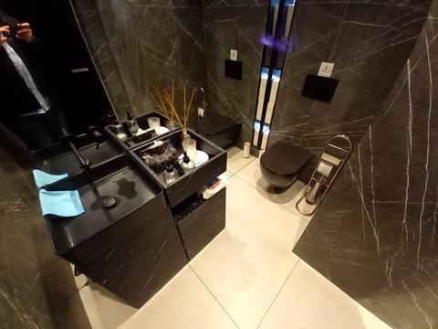 комерційна за адресою Шевченка вул., 51д