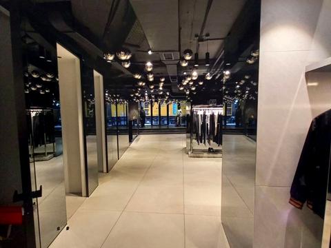 комерційна за адресою Шевченка вул., 51д