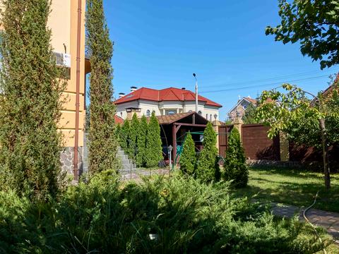 будинок за адресою Богатирська вул., 30б