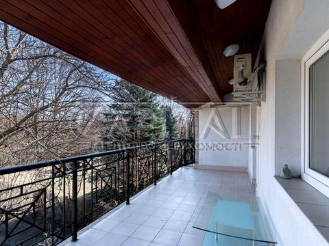 будинок за адресою Лугова вул.