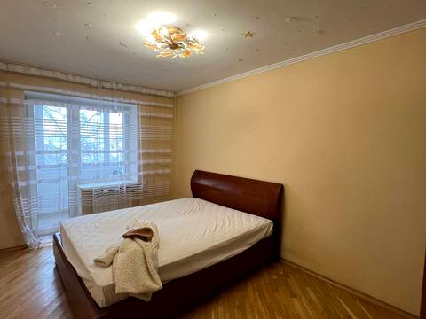 комната по адресу Миколайчука ул., 1