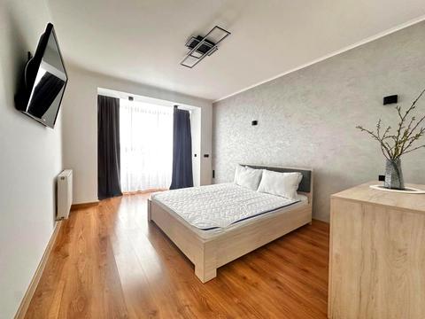 квартира за адресою Володимира Івасюка вул., 19