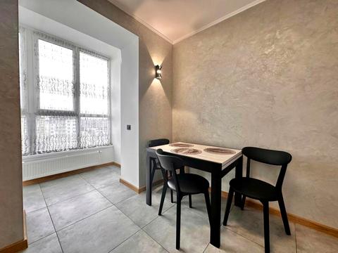 квартира за адресою Володимира Івасюка вул., 19