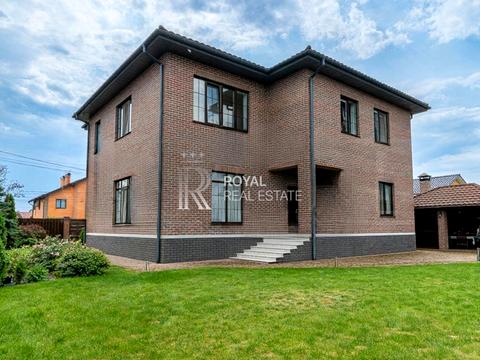 комерційна за адресою Кобилянської вул., 10