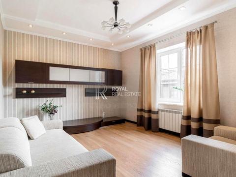 комерційна за адресою Кобилянської вул., 10