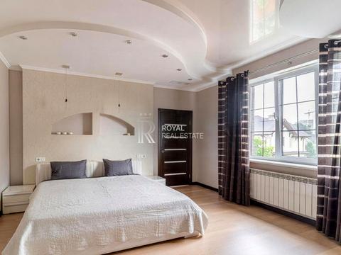 комерційна за адресою Кобилянської вул., 10