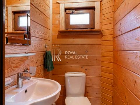 комерційна за адресою Кобилянської вул., 10