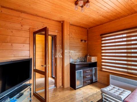 комерційна за адресою Кобилянської вул., 10