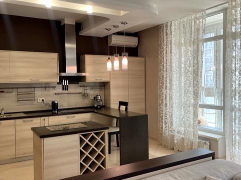 квартира за адресою Андрія Верхогляда вул. (Михайла Драгомирова), 3