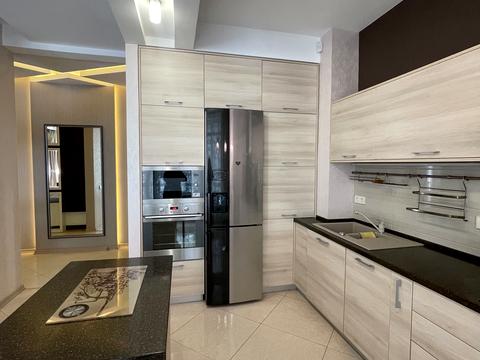 квартира за адресою Андрія Верхогляда вул. (Михайла Драгомирова), 3