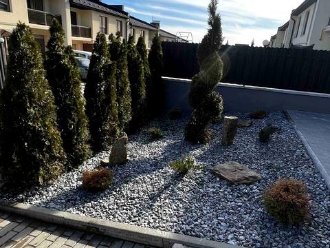 будинок за адресою Коновальця