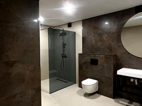 будинок за адресою Коновальця