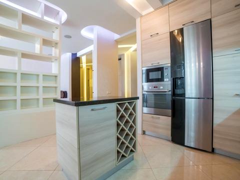 квартира за адресою Андрія Верхогляда вул. (Михайла Драгомирова), 3