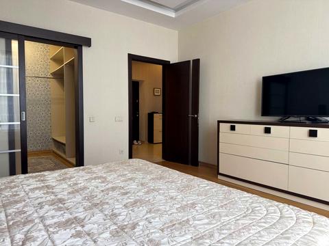 квартира за адресою Андрія Верхогляда вул. (Михайла Драгомирова), 3