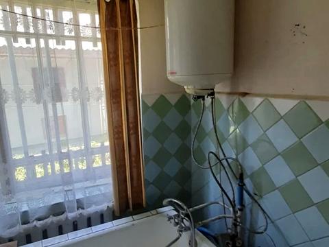 будинок за адресою Набережна, 3