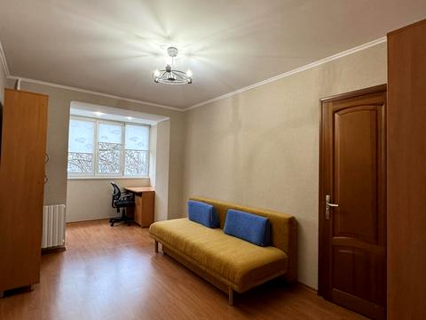 квартира за адресою Небесної Сотні просп. (Маршала Жукова), 30