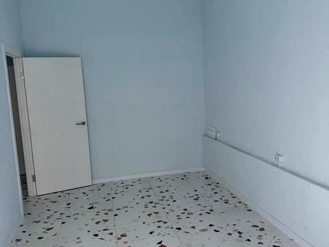 комерційна за адресою Михайла Максимовича вул. (Онуфрія Трутенка), 26-В
