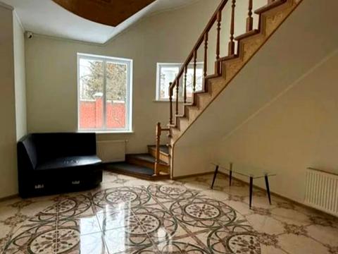 будинок за адресою Олександра Козловського вул., 2