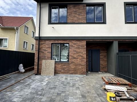 будинок за адресою Назарія Яремчука вул.