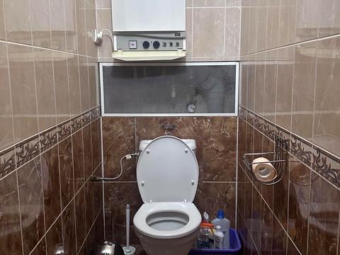 коммерческая по адресу Небесної Сотні ул. (Московская), 9