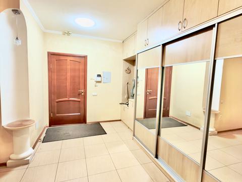 квартира по адресу Голосеевский просп. (40-летия Октября), 27