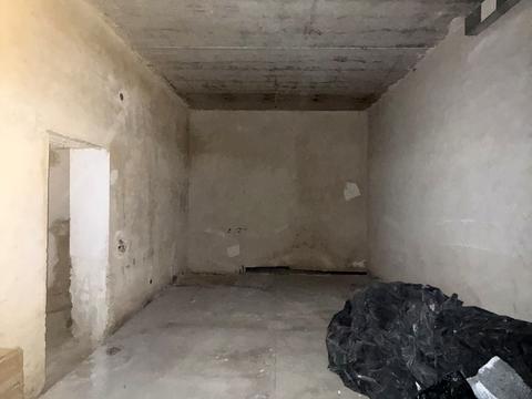 комерційна за адресою Плугова вул., 6а