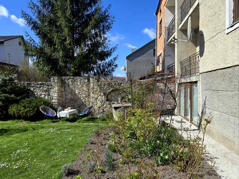 дом по адресу Декабристів, 8