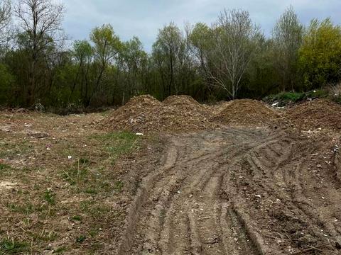 участок по адресу Озёрная ул.