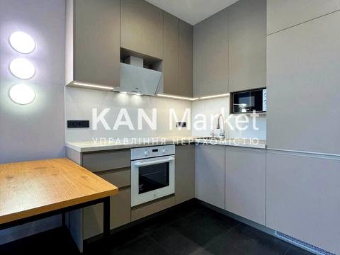 квартира за адресою Тадея Рильського бульв., 5