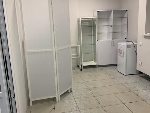 комерційна за адресою Середньофонтанська вул., 43