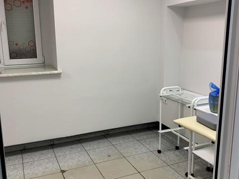 комерційна за адресою Середньофонтанська вул., 43