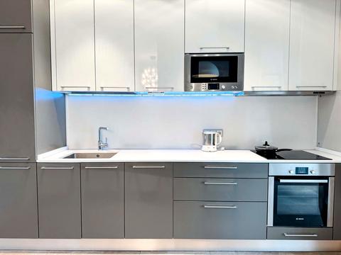 квартира за адресою Андрія Верхогляда вул. (Михайла Драгомирова), 9