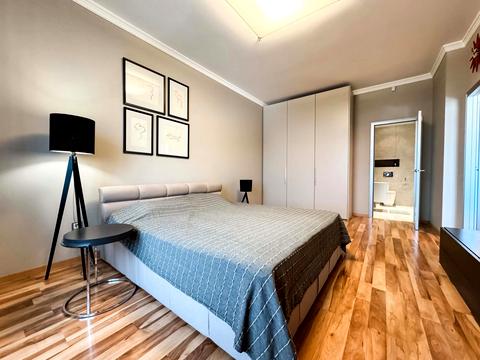 квартира за адресою Андрія Верхогляда вул. (Михайла Драгомирова), 9