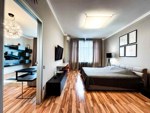 квартира за адресою Андрія Верхогляда вул. (Михайла Драгомирова), 9