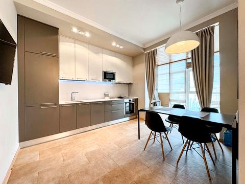 квартира за адресою Андрія Верхогляда вул. (Михайла Драгомирова), 9