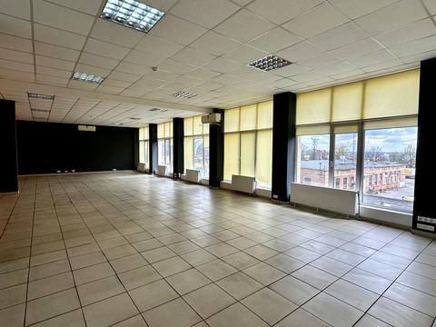 комерційна за адресою Ніла Армстронга вул. (Казакова), 2д