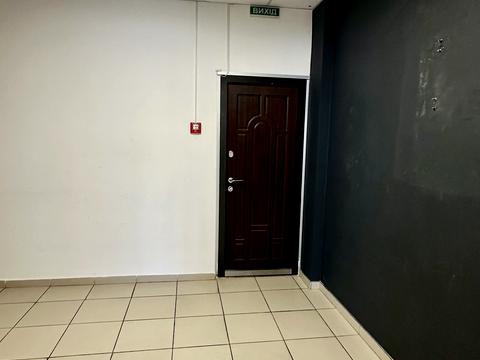 комерційна за адресою Ніла Армстронга вул. (Казакова), 2д