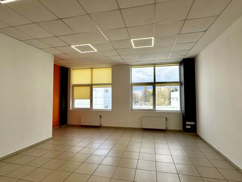 комерційна за адресою Ніла Армстронга вул. (Казакова), 2д