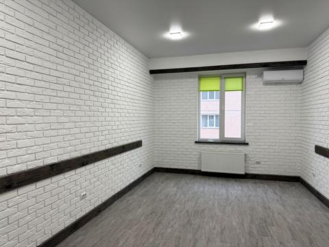 комерційна за адресою Старокостянтинівське шосе, 26А