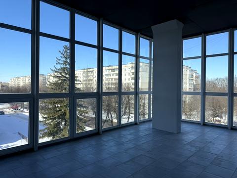 комерційна за адресою Тернопільська вул., 17/2