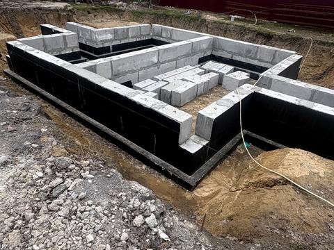 будинок за адресою Лагунової, 95