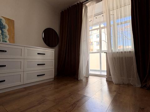 квартира за адресою П'ятницька вул., 36